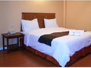 Sri Chumphon Hotel Zewnętrze zdjęcie